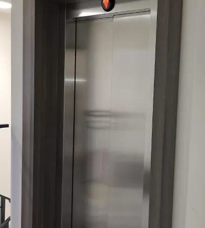 Pod Klonem Apartman *